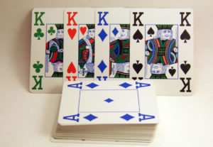 Four-color deck with four-corner pips